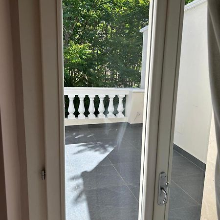 Ro.Ma Apartment Canosa di Puglia Bagian luar foto