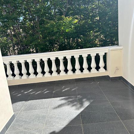 Ro.Ma Apartment Canosa di Puglia Bagian luar foto